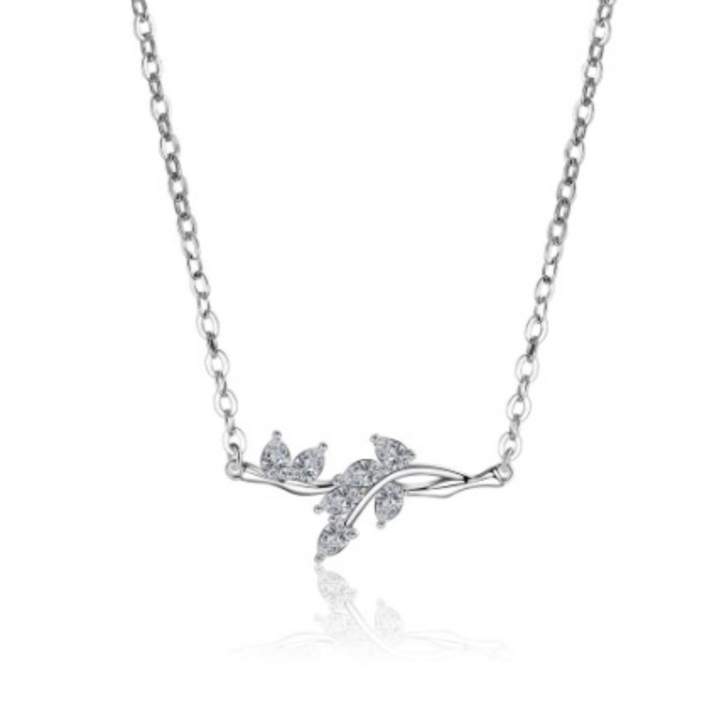 NEW Sterling silver LEAF Necklace